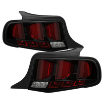 Ford Mustang 2010-2012 Röd Light Bar (Sekventiell Blinkers) LED Baklampor - Svarta Spyder Auto Spyder Auto